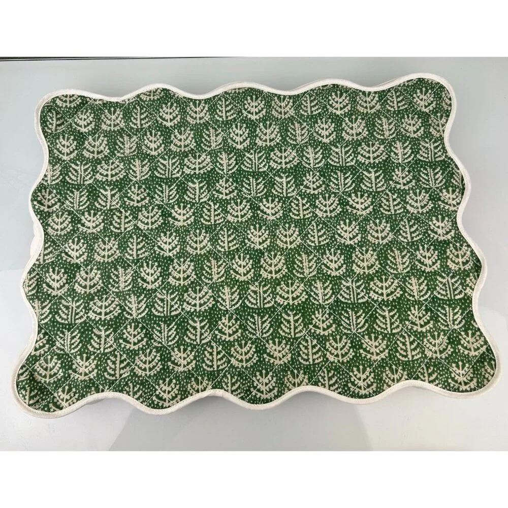 Threshold Reversible Fabric Placemats Scalloped Edge Green Maroon Set 6 NWT